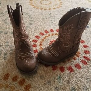 Cherokee cowgirl boots